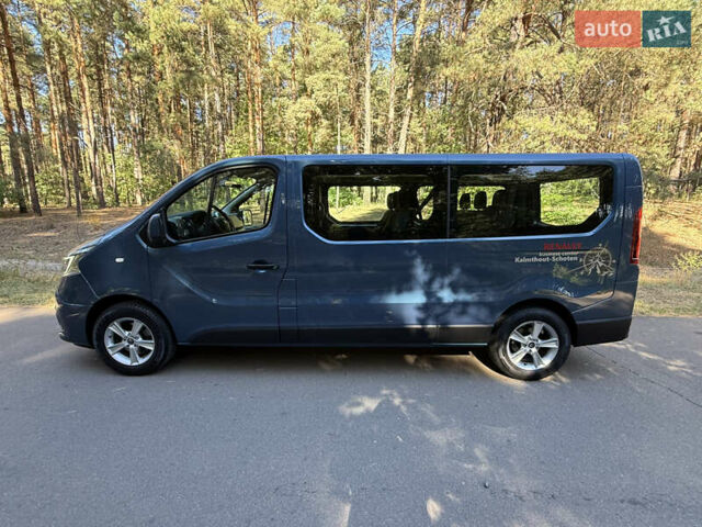 Синий Рено Трафик, объемом двигателя 2 л и пробегом 185 тыс. км за 28800 $, фото 7 на Automoto.ua