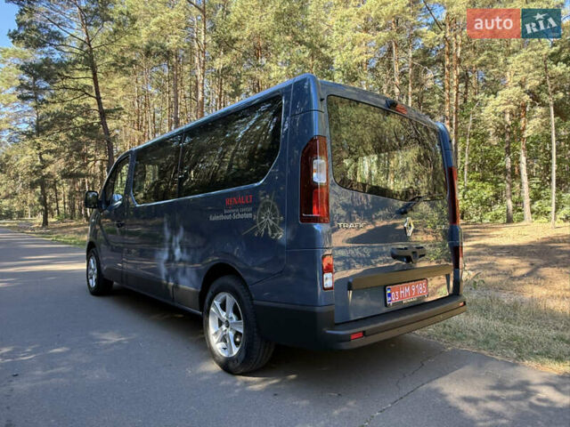 Синий Рено Трафик, объемом двигателя 2 л и пробегом 185 тыс. км за 28800 $, фото 10 на Automoto.ua