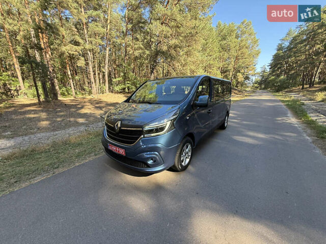 Синий Рено Трафик, объемом двигателя 2 л и пробегом 185 тыс. км за 28800 $, фото 67 на Automoto.ua
