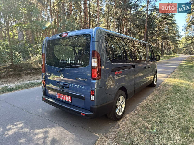 Синий Рено Трафик, объемом двигателя 2 л и пробегом 185 тыс. км за 28800 $, фото 13 на Automoto.ua