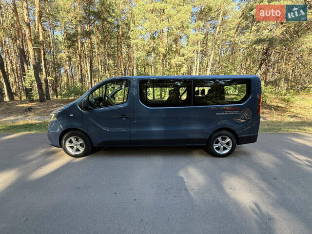 Синий Рено Трафик, объемом двигателя 2 л и пробегом 185 тыс. км за 28800 $, фото 68 на Automoto.ua