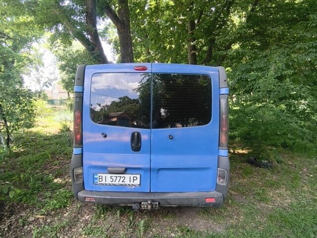 Синій Рено Трафік, об'ємом двигуна 1.9 л та пробігом 420 тис. км за 5500 $, фото 3 на Automoto.ua