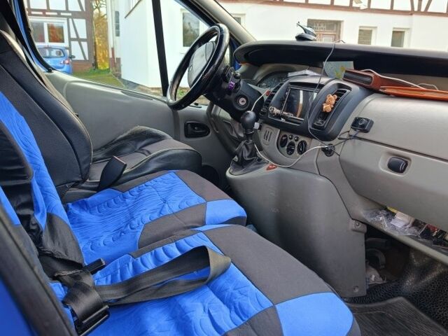 Синій Рено Трафік, об'ємом двигуна 1.9 л та пробігом 290 тис. км за 6500 $, фото 5 на Automoto.ua