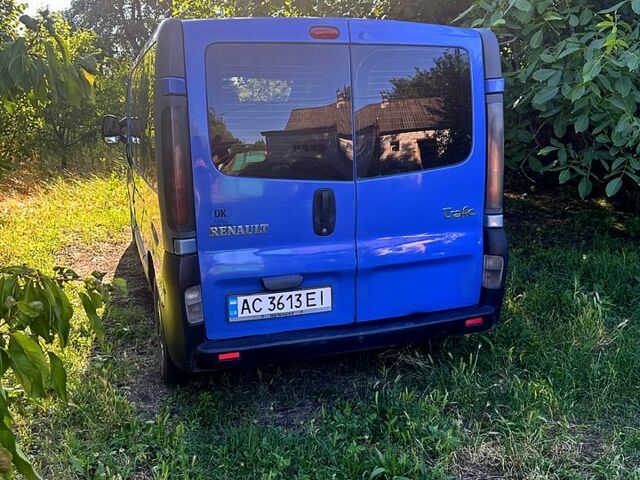 Синій Рено Трафік, об'ємом двигуна 1.9 л та пробігом 0 тис. км за 7000 $, фото 2 на Automoto.ua