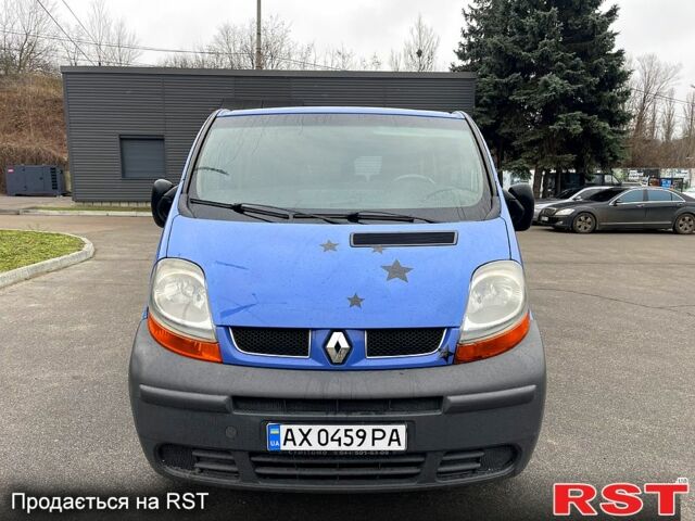 Синий Рено Трафик, объемом двигателя 1.9 л и пробегом 284 тыс. км за 6600 $, фото 1 на Automoto.ua