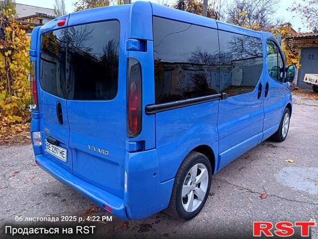 Синий Рено Трафик, объемом двигателя 1.9 л и пробегом 270 тыс. км за 7500 $, фото 6 на Automoto.ua