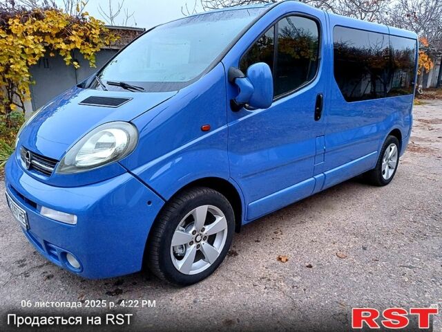 Синий Рено Трафик, объемом двигателя 1.9 л и пробегом 270 тыс. км за 7500 $, фото 10 на Automoto.ua