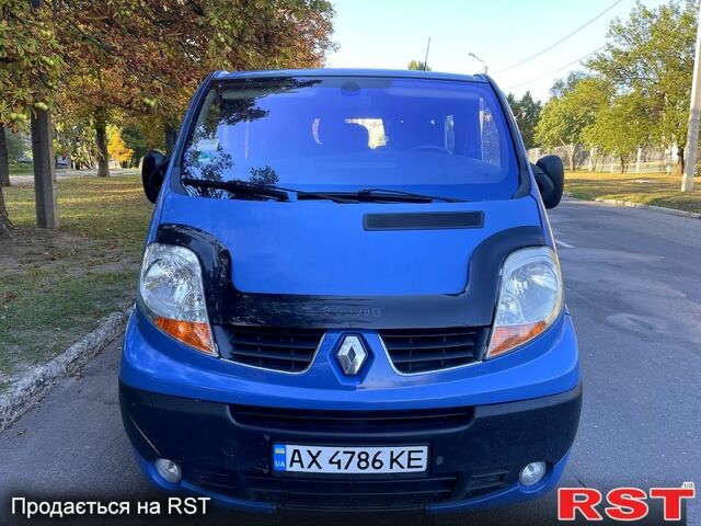 Синій Рено Трафік, об'ємом двигуна 2.5 л та пробігом 317 тис. км за 9300 $, фото 1 на Automoto.ua