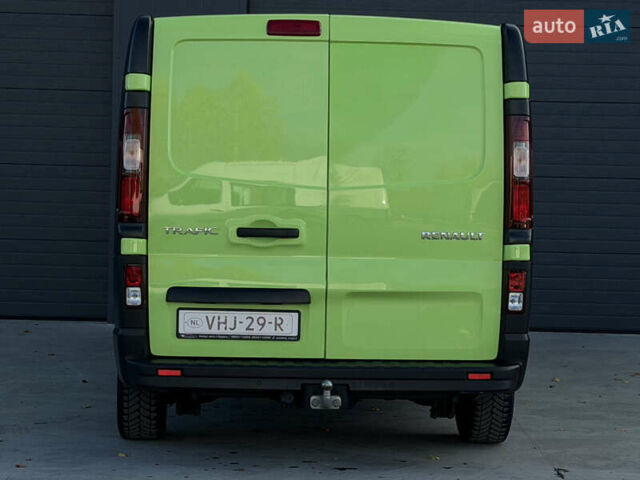 Зеленый Рено Трафик, объемом двигателя 2 л и пробегом 188 тыс. км за 17800 $, фото 11 на Automoto.ua