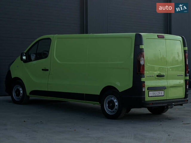 Зеленый Рено Трафик, объемом двигателя 2 л и пробегом 188 тыс. км за 17800 $, фото 13 на Automoto.ua