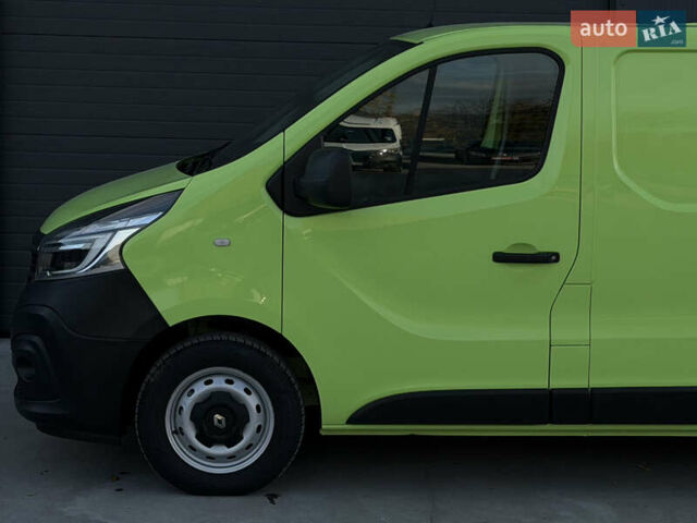Зеленый Рено Трафик, объемом двигателя 2 л и пробегом 188 тыс. км за 17800 $, фото 61 на Automoto.ua