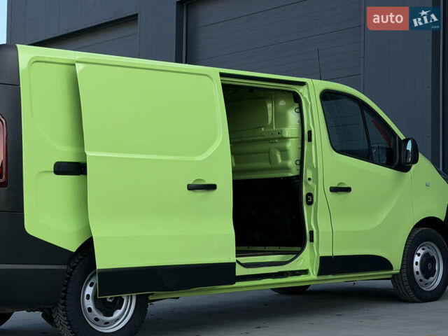 Зеленый Рено Трафик, объемом двигателя 2 л и пробегом 188 тыс. км за 17800 $, фото 25 на Automoto.ua