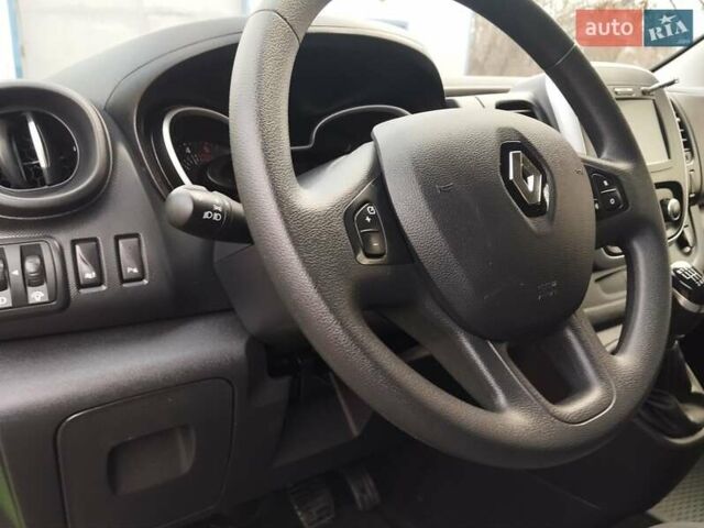 Зелений Рено Трафік, об'ємом двигуна 2 л та пробігом 188 тис. км за 18950 $, фото 25 на Automoto.ua