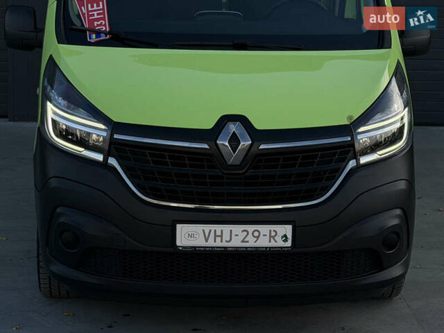 Зеленый Рено Трафик, объемом двигателя 2 л и пробегом 188 тыс. км за 17800 $, фото 7 на Automoto.ua