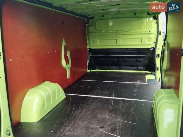 Зелений Рено Трафік, об'ємом двигуна 2 л та пробігом 188 тис. км за 18950 $, фото 36 на Automoto.ua