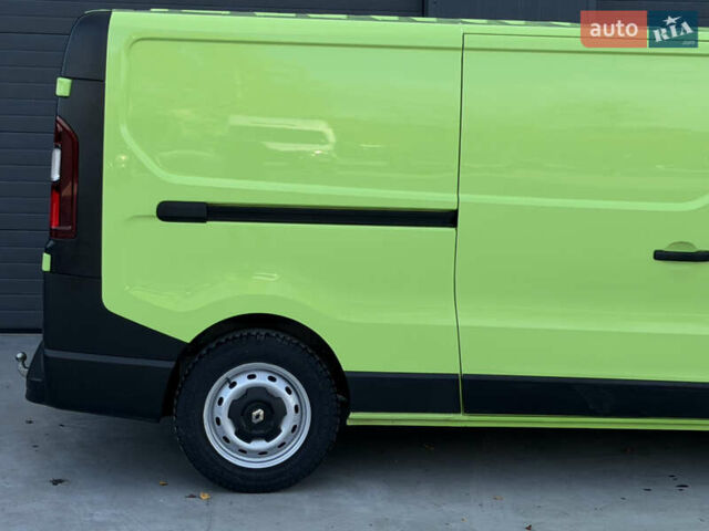Зеленый Рено Трафик, объемом двигателя 2 л и пробегом 188 тыс. км за 17800 $, фото 55 на Automoto.ua
