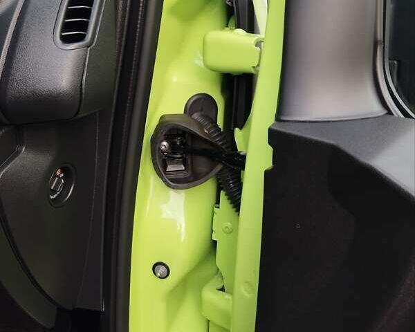 Зелений Рено Трафік, об'ємом двигуна 2 л та пробігом 188 тис. км за 18950 $, фото 31 на Automoto.ua