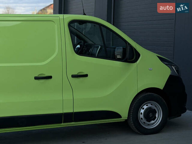 Зеленый Рено Трафик, объемом двигателя 2 л и пробегом 188 тыс. км за 17800 $, фото 17 на Automoto.ua