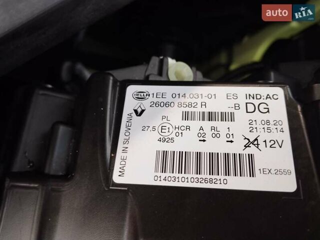 Зелений Рено Трафік, об'ємом двигуна 2 л та пробігом 188 тис. км за 18950 $, фото 41 на Automoto.ua
