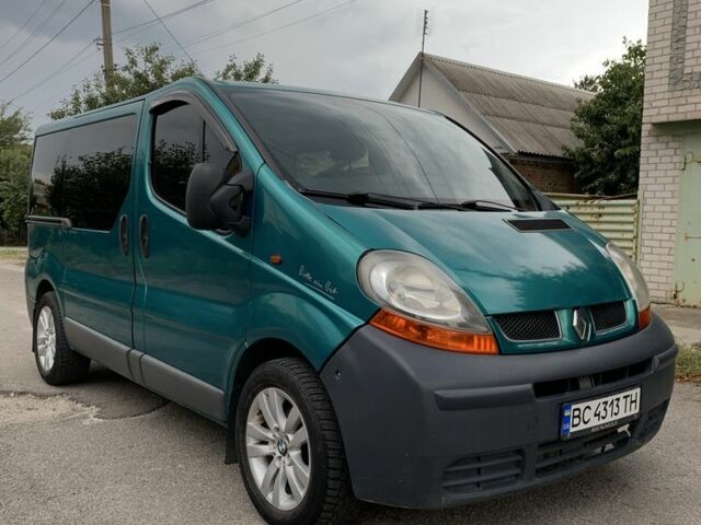 Зелений Рено Трафік, об'ємом двигуна 1.9 л та пробігом 280 тис. км за 5600 $, фото 2 на Automoto.ua