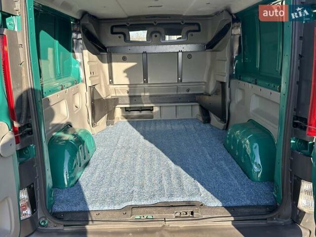 Зеленый Рено Трафик, объемом двигателя 2 л и пробегом 296 тыс. км за 7999 $, фото 41 на Automoto.ua