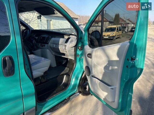Зеленый Рено Трафик, объемом двигателя 2 л и пробегом 296 тыс. км за 7999 $, фото 20 на Automoto.ua
