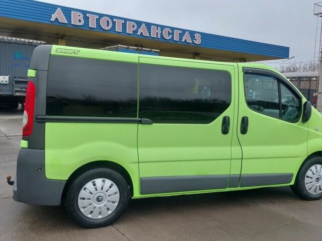 Зелений Рено Трафік, об'ємом двигуна 2 л та пробігом 319 тис. км за 8650 $, фото 7 на Automoto.ua