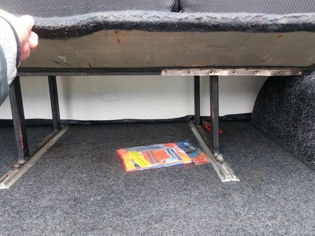 Зелений Рено Трафік, об'ємом двигуна 2 л та пробігом 319 тис. км за 8650 $, фото 12 на Automoto.ua