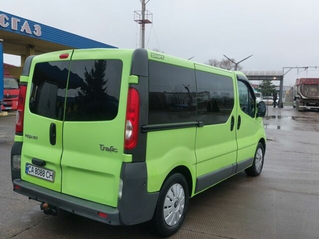 Зелений Рено Трафік, об'ємом двигуна 2 л та пробігом 319 тис. км за 8650 $, фото 6 на Automoto.ua