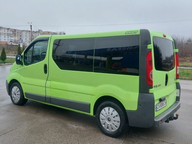 Зелений Рено Трафік, об'ємом двигуна 2 л та пробігом 319 тис. км за 8650 $, фото 4 на Automoto.ua