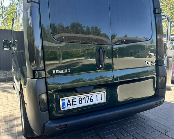 Зелений Рено Трафік, об'ємом двигуна 1.87 л та пробігом 290 тис. км за 6800 $, фото 3 на Automoto.ua