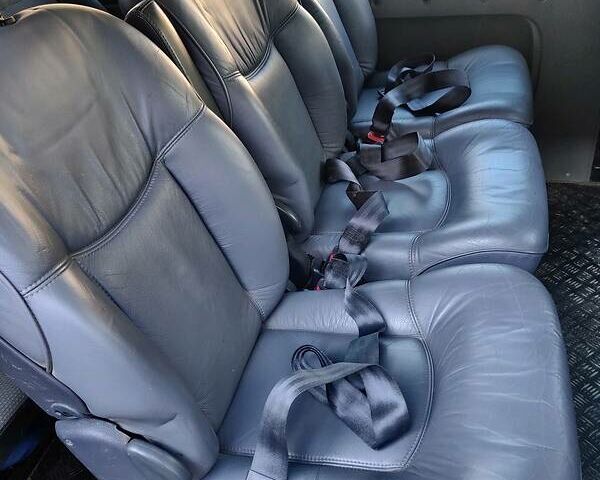 Зеленый Рено Трафик, объемом двигателя 1.9 л и пробегом 440 тыс. км за 7500 $, фото 28 на Automoto.ua