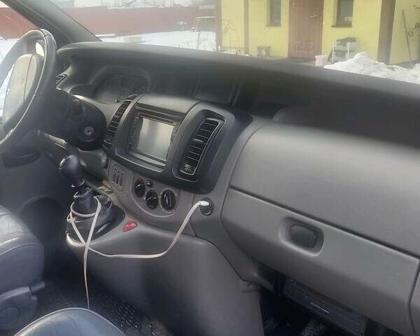 Зеленый Рено Трафик, объемом двигателя 1.9 л и пробегом 440 тыс. км за 7500 $, фото 13 на Automoto.ua