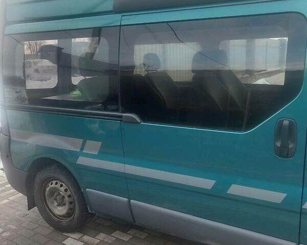 Зеленый Рено Трафик, объемом двигателя 1.9 л и пробегом 440 тыс. км за 7500 $, фото 6 на Automoto.ua