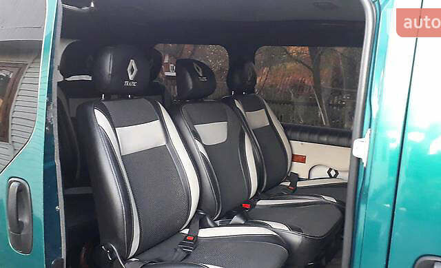 Зеленый Рено Трафик, объемом двигателя 1.9 л и пробегом 300 тыс. км за 2800 $, фото 16 на Automoto.ua