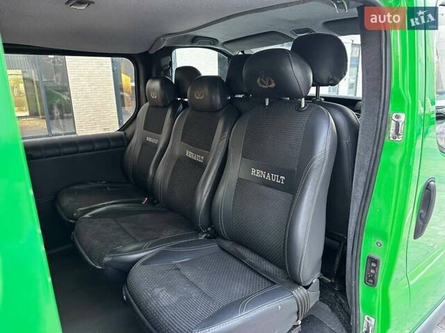 Зеленый Рено Трафик, объемом двигателя 2.5 л и пробегом 340 тыс. км за 7900 $, фото 7 на Automoto.ua