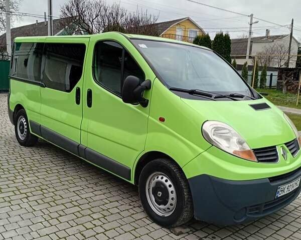 Зеленый Рено Трафик, объемом двигателя 2 л и пробегом 224 тыс. км за 9800 $, фото 3 на Automoto.ua