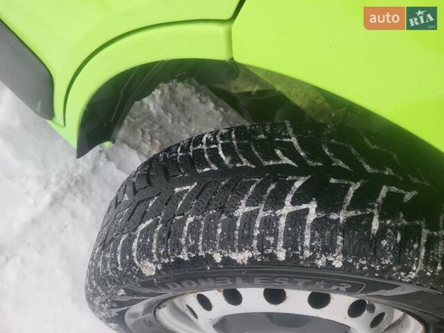 Зеленый Рено Трафик, объемом двигателя 2 л и пробегом 226 тыс. км за 9950 $, фото 139 на Automoto.ua