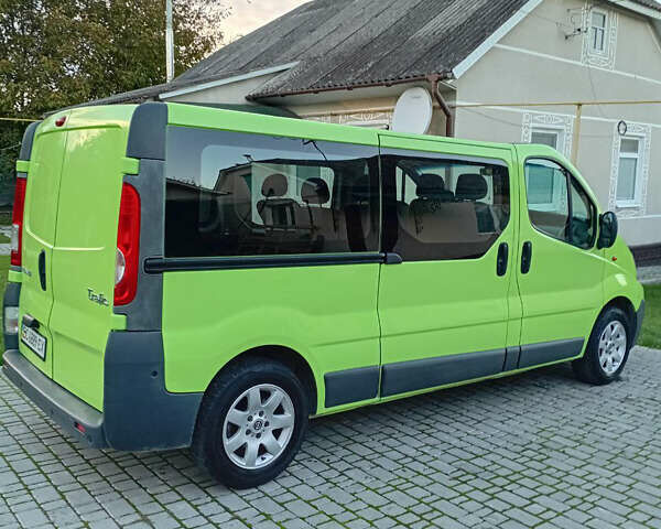 Зеленый Рено Трафик, объемом двигателя 2 л и пробегом 223 тыс. км за 9800 $, фото 6 на Automoto.ua