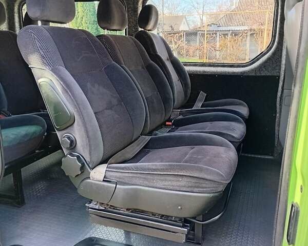 Зеленый Рено Трафик, объемом двигателя 2 л и пробегом 224 тыс. км за 9800 $, фото 14 на Automoto.ua