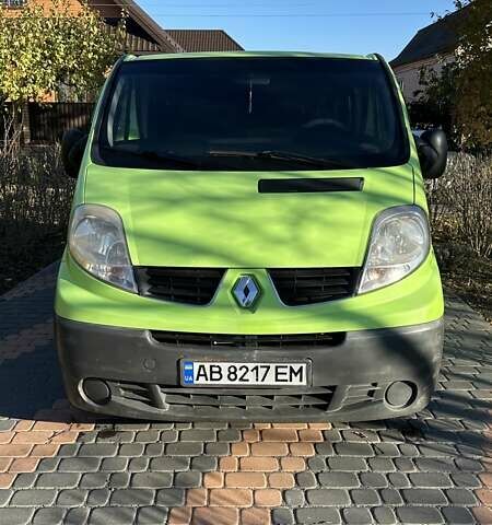 Рено Трафик 2009 в Бершаде на Automoto.ua Зеленый Рено Трафик, объемом двигателя 2 л и пробегом 413 тыс. км за 7963 $, фото 1 на Automoto.ua