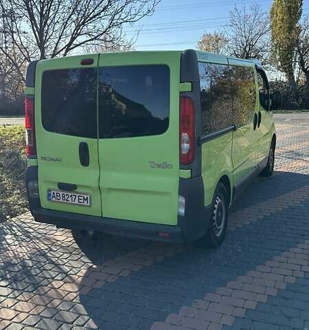 Рено Трафик 2009 в Бершаде на Automoto.ua Зеленый Рено Трафик, объемом двигателя 2 л и пробегом 413 тыс. км за 7963 $, фото 6 на Automoto.ua