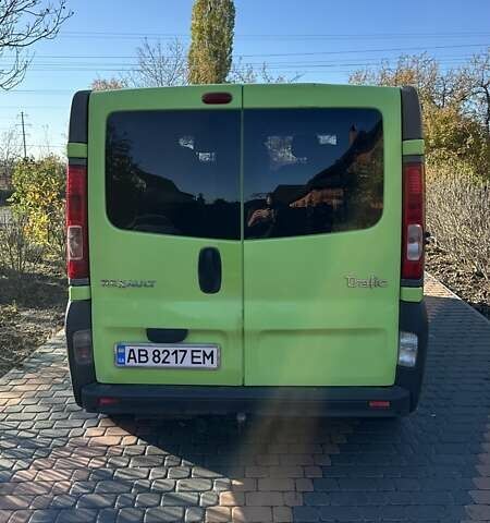 Рено Трафик 2009 в Бершаде на Automoto.ua Зеленый Рено Трафик, объемом двигателя 2 л и пробегом 413 тыс. км за 7963 $, фото 4 на Automoto.ua