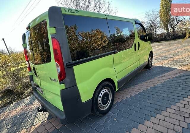 Рено Трафик 2009 в Бершаде на Automoto.ua Зеленый Рено Трафик, объемом двигателя 2 л и пробегом 413 тыс. км за 7963 $, фото 7 на Automoto.ua