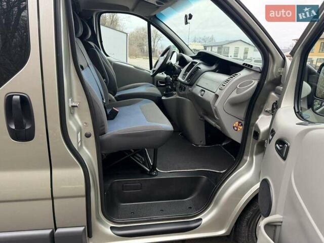 Зеленый Рено Трафик, объемом двигателя 2 л и пробегом 258 тыс. км за 14950 $, фото 31 на Automoto.ua