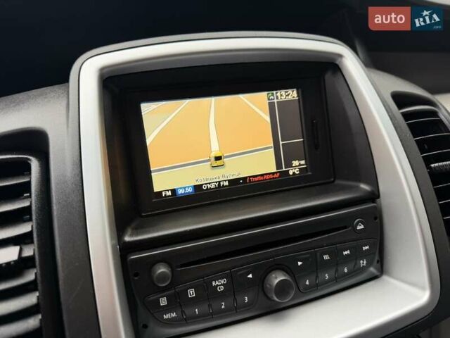 Зеленый Рено Трафик, объемом двигателя 2 л и пробегом 258 тыс. км за 14950 $, фото 26 на Automoto.ua