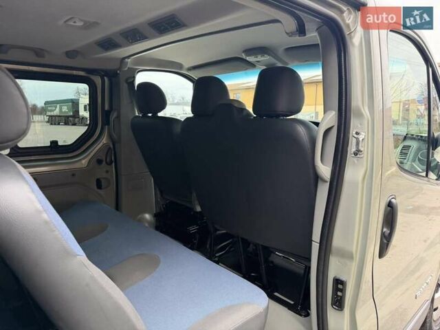 Зеленый Рено Трафик, объемом двигателя 2 л и пробегом 258 тыс. км за 14950 $, фото 43 на Automoto.ua