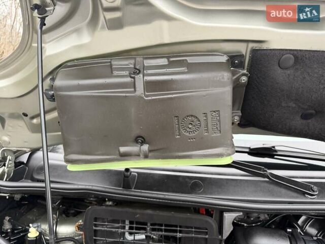 Зеленый Рено Трафик, объемом двигателя 2 л и пробегом 258 тыс. км за 14950 $, фото 16 на Automoto.ua