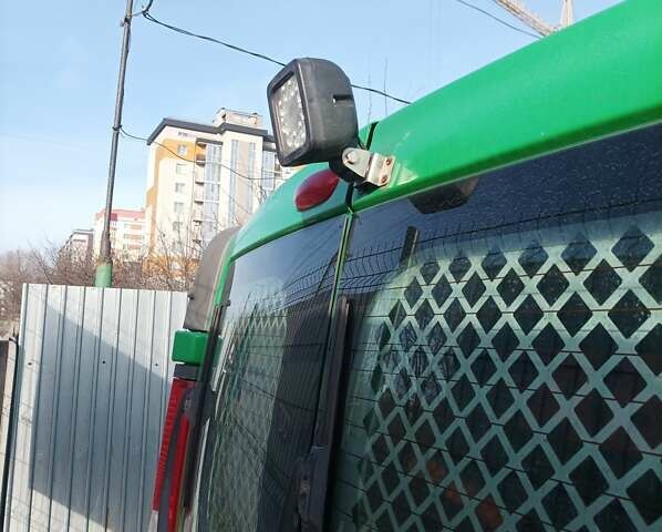 Зелений Рено Трафік, об'ємом двигуна 2 л та пробігом 345 тис. км за 9665 $, фото 3 на Automoto.ua