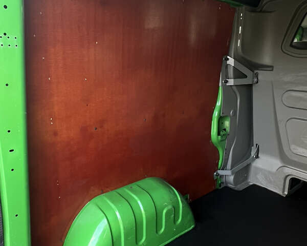 Зеленый Рено Трафик, объемом двигателя 2 л и пробегом 173 тыс. км за 14900 $, фото 20 на Automoto.ua